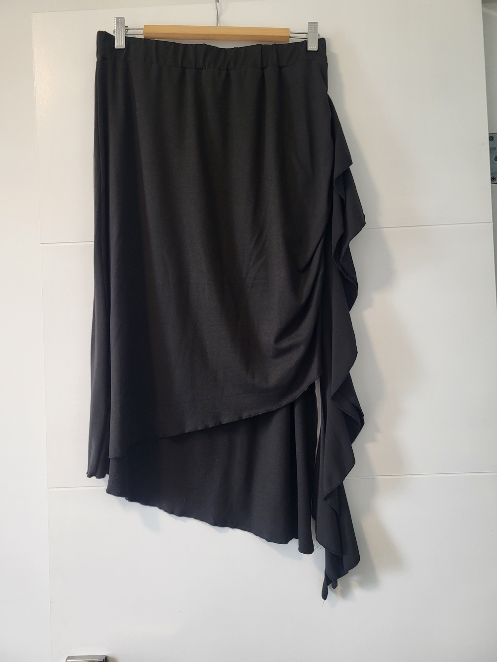 3/$30 Women’s Black Ruffle Asymmetric Skirt